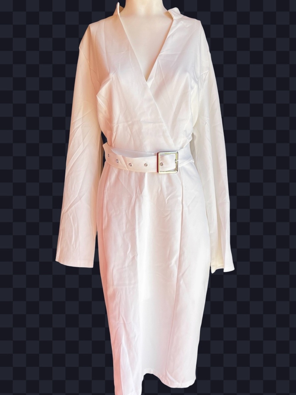White Wrap-Front Long Sleeve Midi Dress doesn’t have size on it. Check pictures - Picture 2 of 8